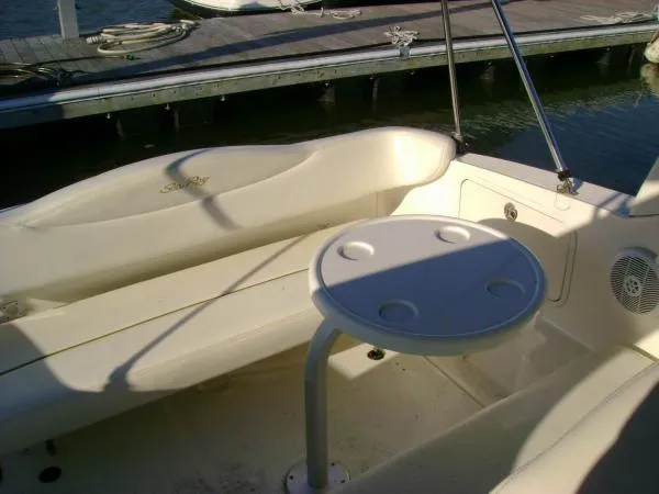 Slide: The Image of Sea Ray 280 Sundancer 2003 - 6