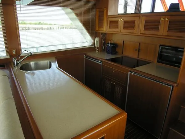 Slide: The Image of Offshore 54 Pilot House 2003 - 11
