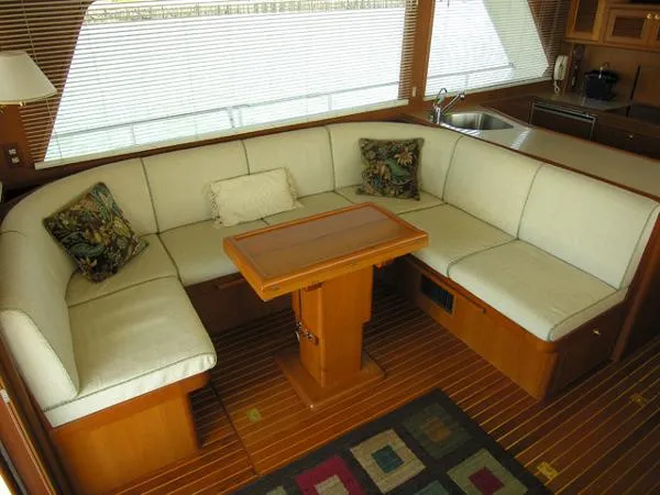 Slide: The Image of Offshore 54 Pilot House 2003 - 4