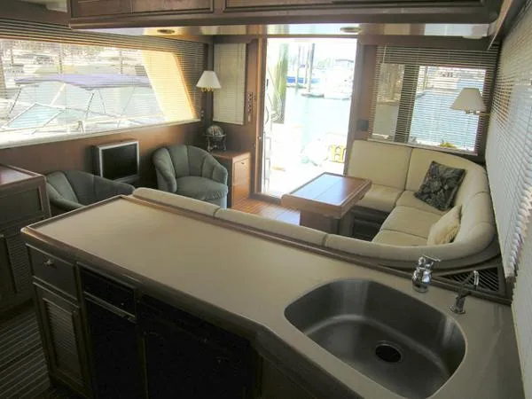 Slide: The Image of Offshore 54 Pilot House 2003 - 6