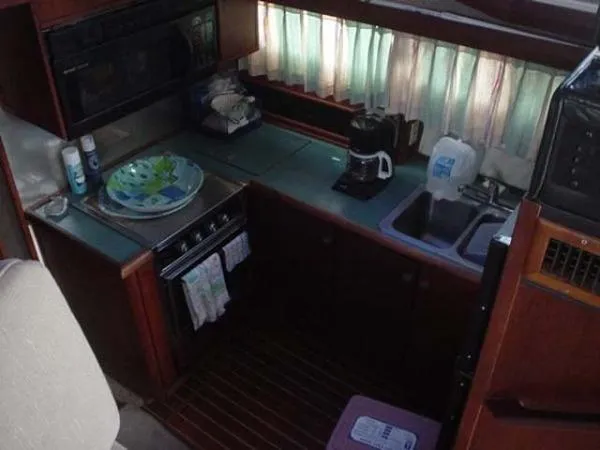 Slide: The Image of Bayliner Motoryacht 3818 1989 - 4