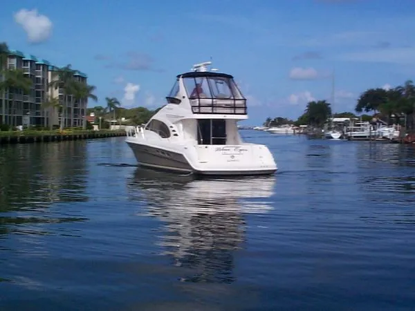 Slide: The Image of Sea Ray 44 Sedan Bridge 2006 - 2