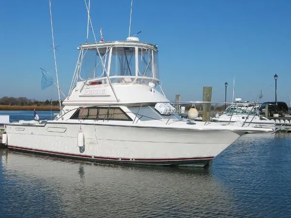 Slide: The Image of Tiara 3300 Flybridge Sport Cruiser 1987 - 1