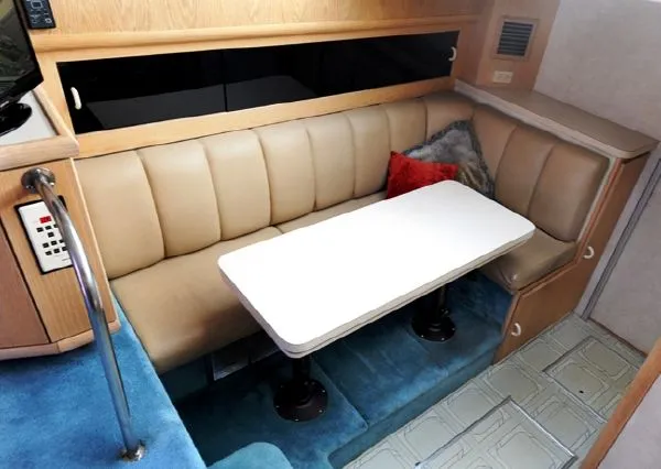 Slide: The Image of Silverton 34 Convertible 1990 - 5