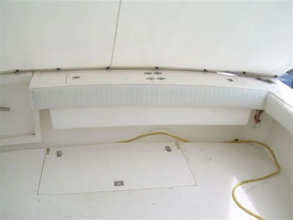Slide: The Image of Albemarle 305 Express Fish 2000 - 10