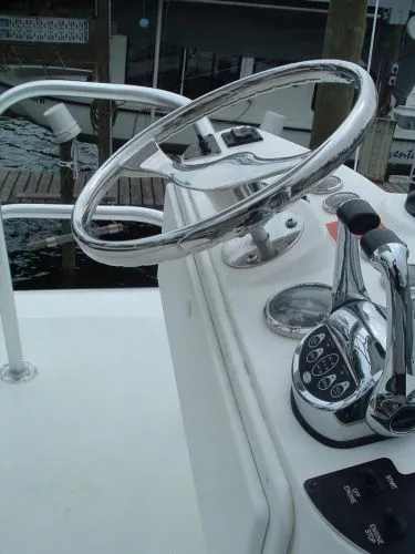 Slide: The Image of Luhrs 28 Open 2006 - 11