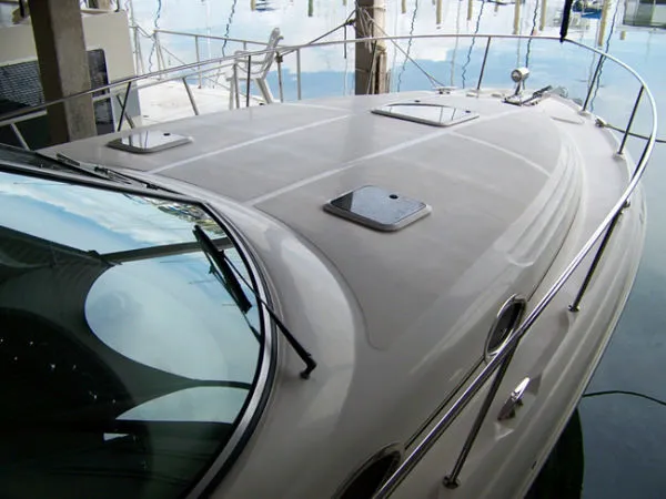 Slide: The Image of Sea Ray *340 Sundancer* 2003 - 10