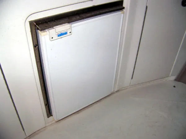 Slide: The Image of Sea Ray *300 Sundancer* 2004 - 9