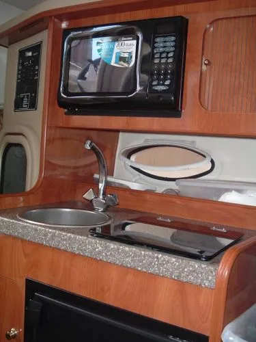 Slide: The Image of Rinker 270 Fiesta Vee 2004 - 6