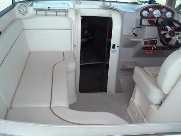 Slide: The Image of Rinker 270 Fiesta Vee 2004 - 8