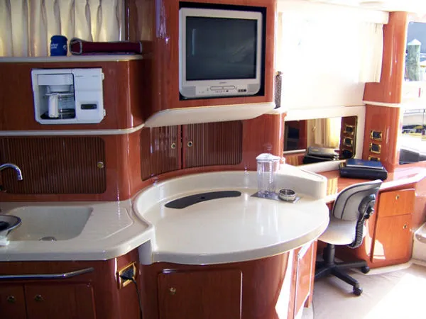 Slide: The Image of Sea Ray 44 Express Bridge 1998 - 2