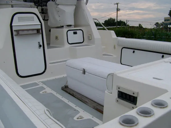 Slide: The Image of Boston Whaler 275 Conquest 1992 - 11