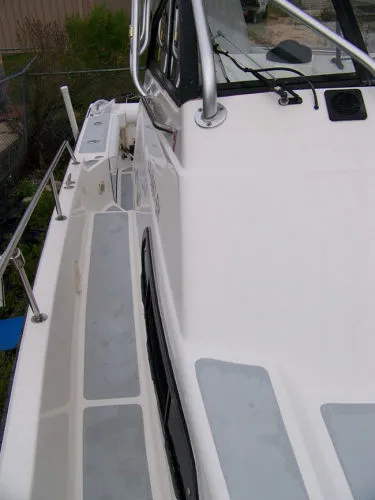 Slide: The Image of Boston Whaler 275 Conquest 1992 - 6