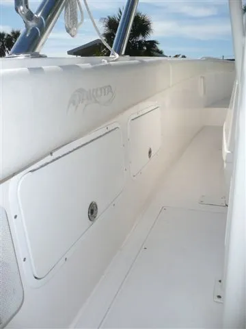 Slide: The Image of Dakota 320 Open Fisherman 2003 - 11