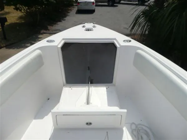 Slide: The Image of Dakota 320 Open Fisherman 2003 - 5
