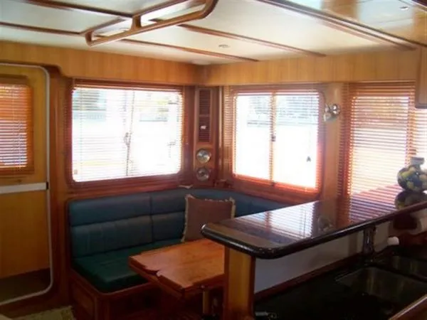 Slide: The Image of Selene Pilothouse trawler 2003 - 10