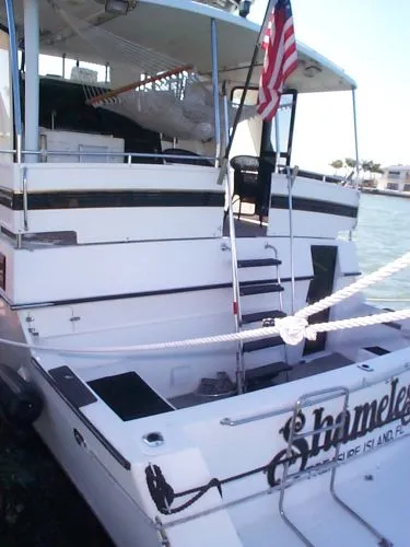 Slide: The Image of Hyatt Cockpit Motor Yacht 1993 - 3
