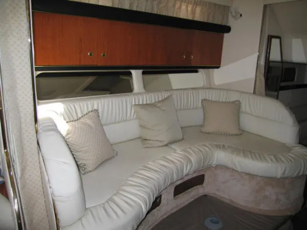 Slide: The Image of Sea Ray *340 Sundancer* 1999 - 3