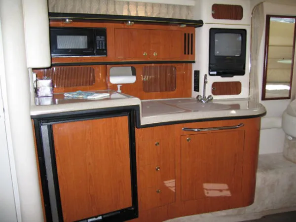 Slide: The Image of Sea Ray *340 Sundancer* 1999 - 4