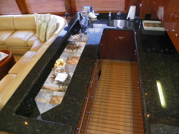 Slide: The Image of Hatteras 63 Raised PH 2003 - 6