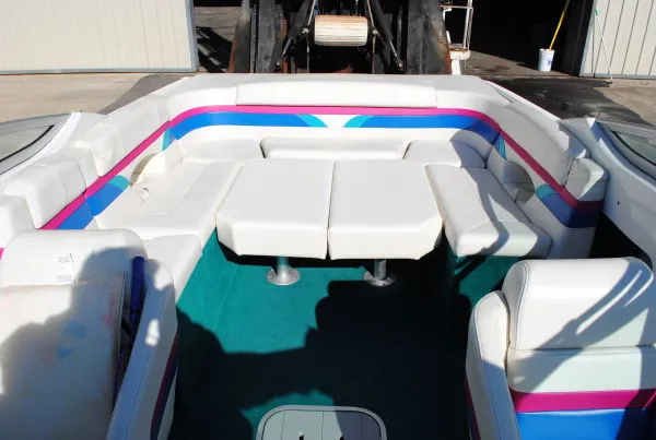 Slide: The Image of Thunder Bird 25 Bowrider 1998 - 5