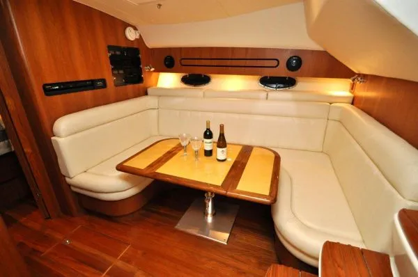 Slide: The Image of Tiara 3800 Open 2005 - 1