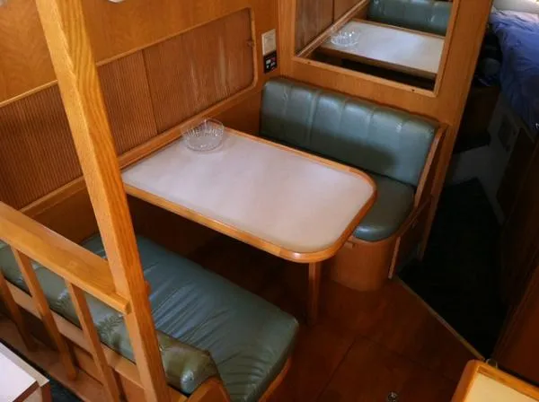 Slide: The Image of Chris-Craft 372 Catalina 1989 - 1