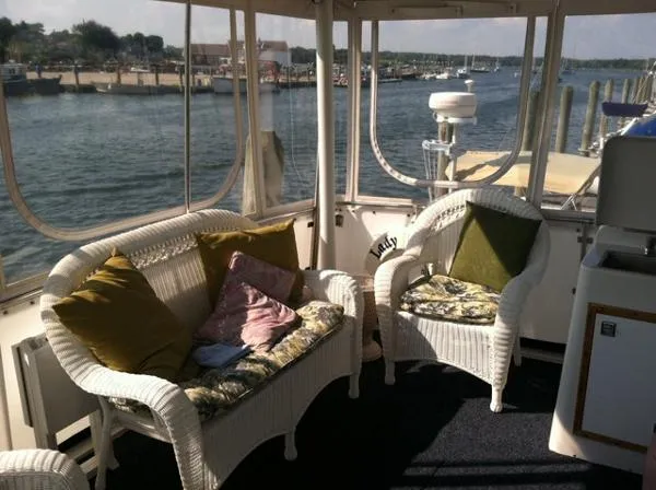Slide: The Image of Chris-Craft 372 Catalina 1989 - 6