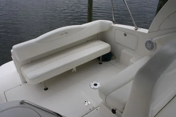 Slide: The Image of Sea Ray 280 Sundancer 2004 - 9