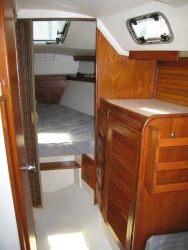 Slide: The Image of Catalina *30 Tall Rig* 1991 - 3