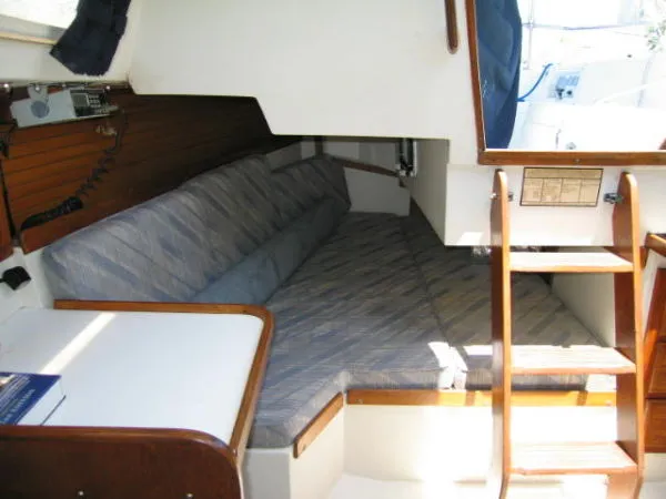 Slide: The Image of Catalina *30 Tall Rig* 1991 - 4