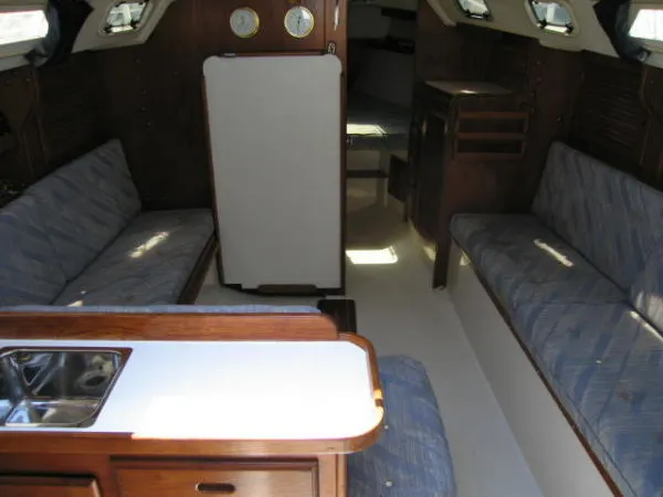 Slide: The Image of Catalina *30 Tall Rig* 1991 - 5
