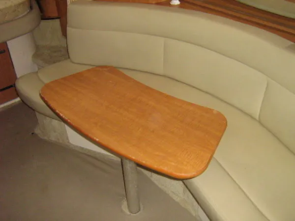 Slide: The Image of Sea Ray *Sundancer* 2006 - 1