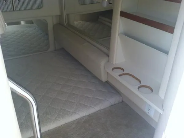 Slide: The Image of Sea Ray Sundancer 2001 - 5