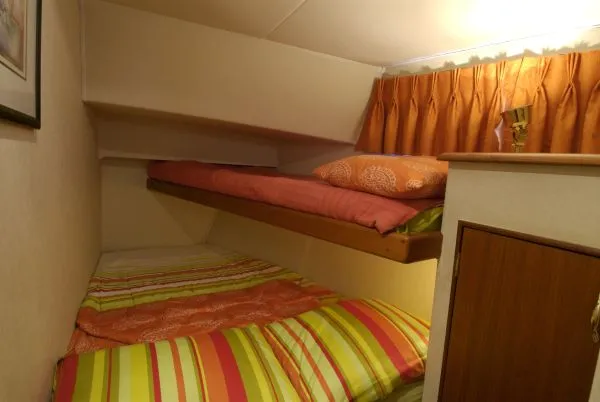 Slide: The Image of Ocean Yachts 4 Stateroom Cockpit Motoryacht 1991 - 4