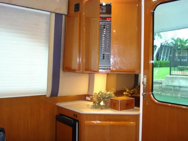 Slide: The Image of Post Sportfish Convertible 2002 - 1