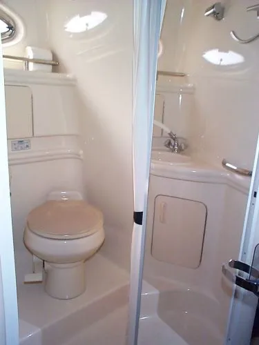 Slide: The Image of Sea Ray 280 Sundancer 2003 - 8