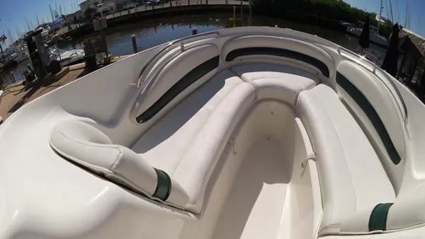 Slide: The Image of Wellcraft 260 Bowrider 2002 - 6