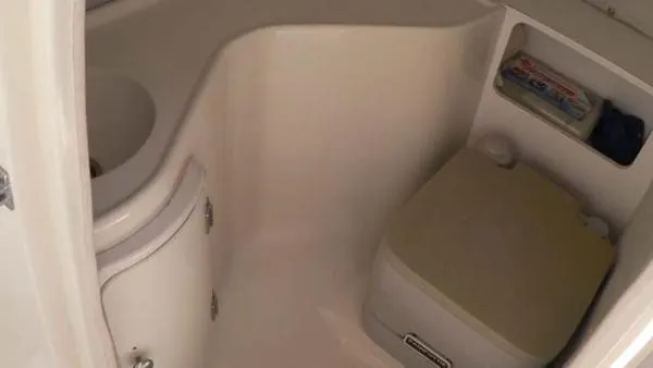 Slide: The Image of Wellcraft 260 Bowrider 2002 - 8