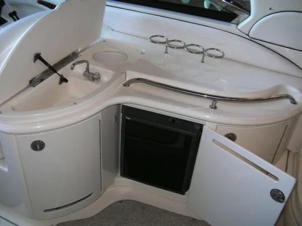 Slide: The Image of Sea Ray *Bowrider* 290 SLX 2006 - 5