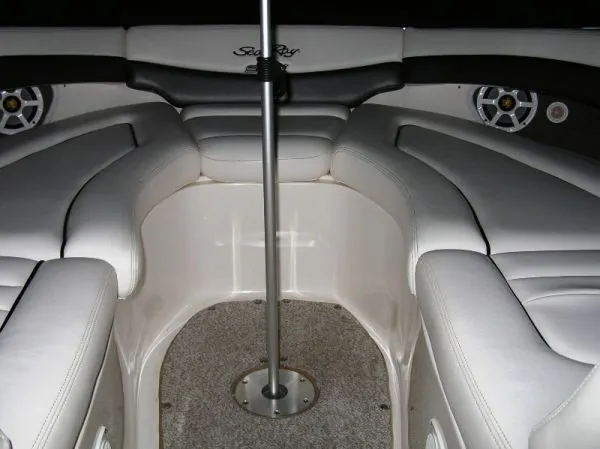 Slide: The Image of Sea Ray *Bowrider* 290 SLX 2006 - 6