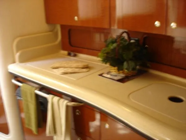 Slide: The Image of Sea Ray Sundancer 2003 - 1