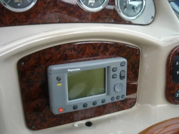 Slide: The Image of Sea Ray Sundancer 2003 - 10