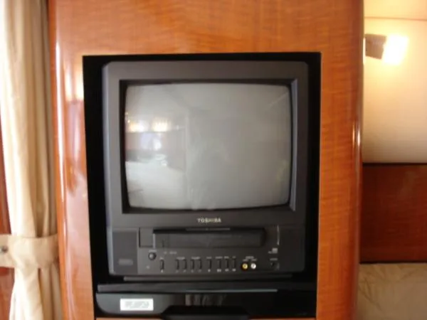 Slide: The Image of Sea Ray Sundancer 2003 - 4