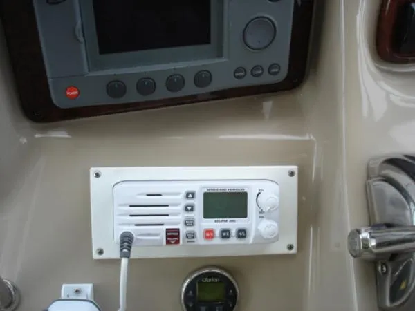 Slide: The Image of Sea Ray Sundancer 2003 - 9