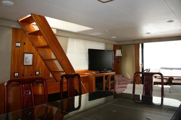 Slide: The Image of Viking Custom Flybridge EAD 1990 - 6