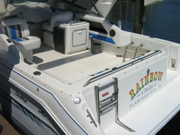 Slide: The Image of Sea Ray 1991 - 7