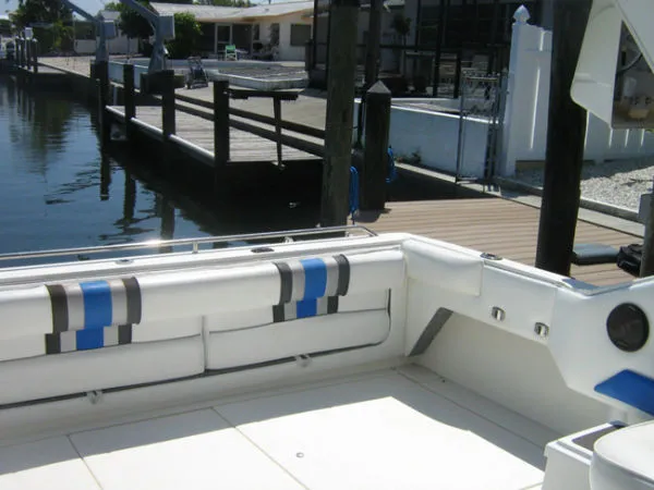 Slide: The Image of Sea Ray 1991 - 9
