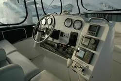 Slide: The Image of Silverton 351 Sedan 1997 - 8