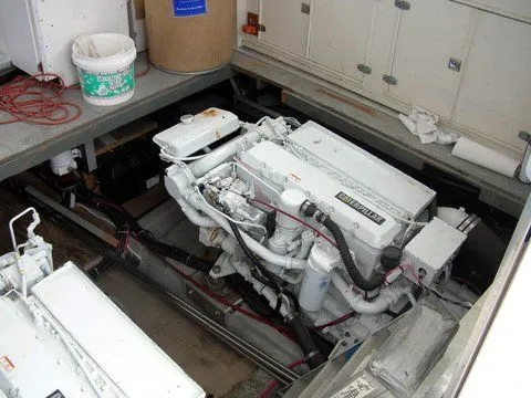 Slide: The Image of Chris-Craft Commander 1969 - 3